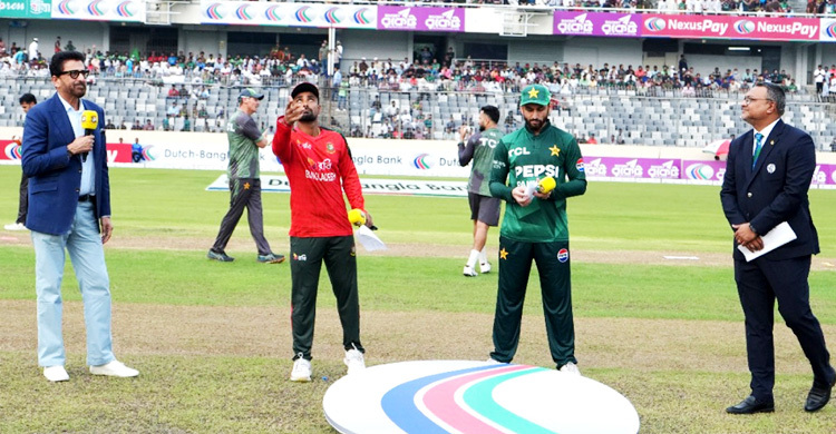 টি-টোয়েন্টি সিরিজ জিততে টসে হেরে ব্যাটিংয়ে বাংলাদেশ